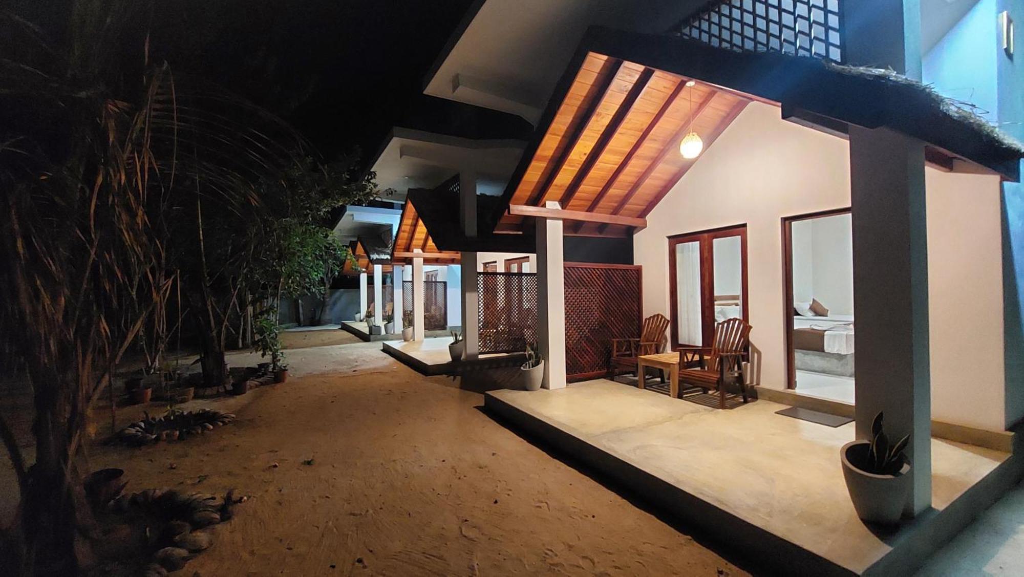 The Dream Inn Guesthouse Passikudah Batticaloa Exterior photo