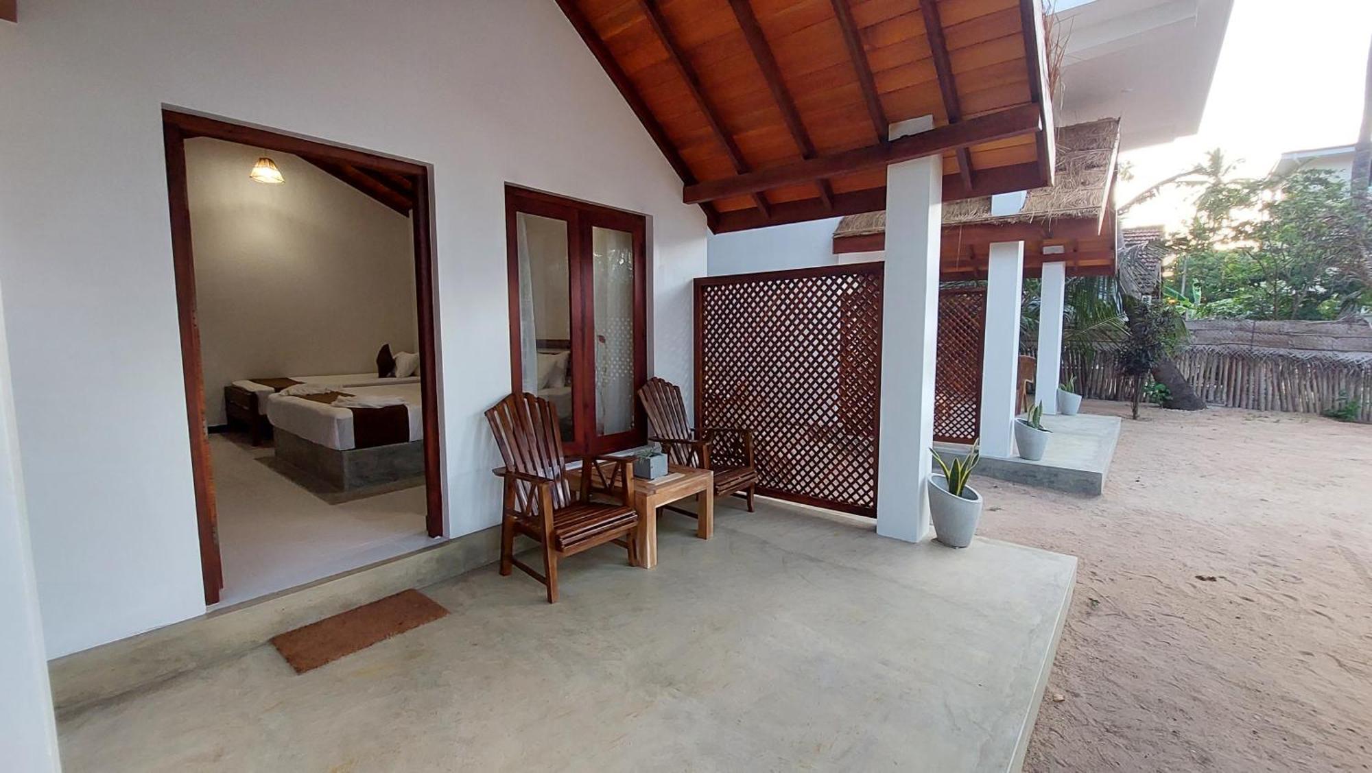 The Dream Inn Guesthouse Passikudah Batticaloa Exterior photo